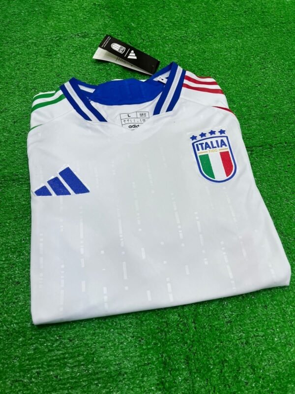 Italy 23/24 Away Kit - Image 8
