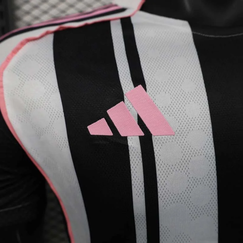 2025-2026 Players Version Juventus FC Home Football Jersey - Image 5